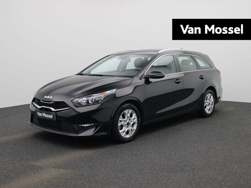 Zwart, metallic lak Gebruikt 2024 Kia Ceed Sportswagon Stationwagen | € 28.900 (Duur) - Afbeelding 1/4