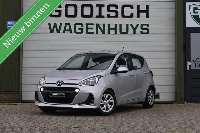 Grijs Gebruikt 2020 Hyundai i10 Comfort Hatchback | € 9.880 (Eerlijke prijs) - Afbeelding 1/4