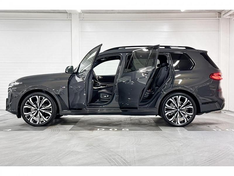 Occasion BMW X7 Comfort Edition 381 PK (280 kW) 2025 Dravitgrau (donker grijs) SUV