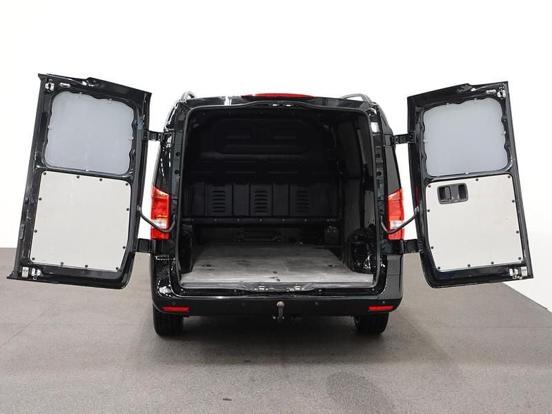 Occasion Mercedes Vito 136 PK (100 kW) 2024 Zwart Van