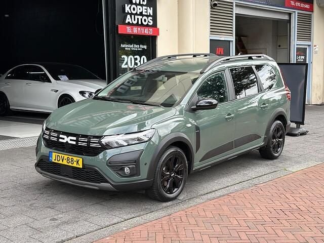 Grijs Gebruikt 2023 Dacia Jogger Expression MPV | € 18.950 (Eerlijke prijs) - Afbeelding 1/4