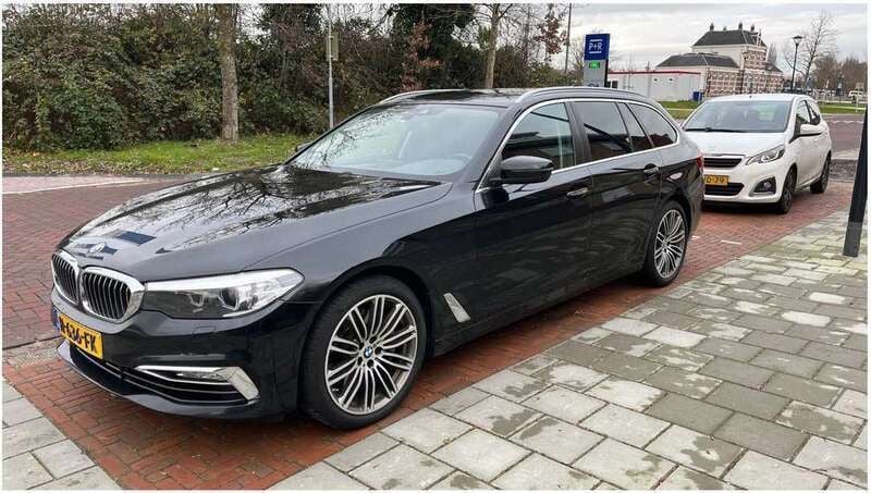 Zwart Gebruikt 2018 BMW 530 Stationwagen | € 13.000 (Super prijs) - Afbeelding 1/4