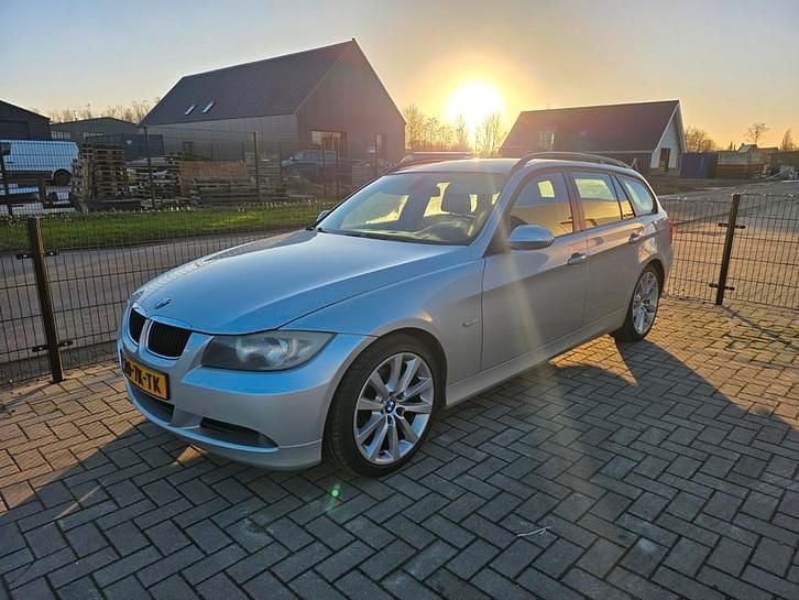 Occasion 2006 BMW 320 Stationwagen | € 2.500 (Goede deal) - Afbeelding 1/4