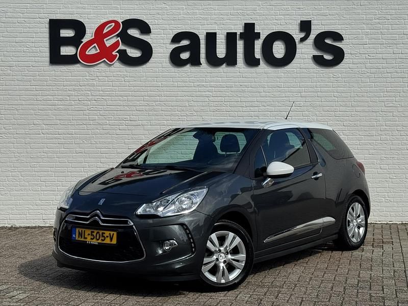Occasion DS Automobiles DS3 So Chic 82 PK (60 kW) 2015 Grijs, metallic lak Hatchback