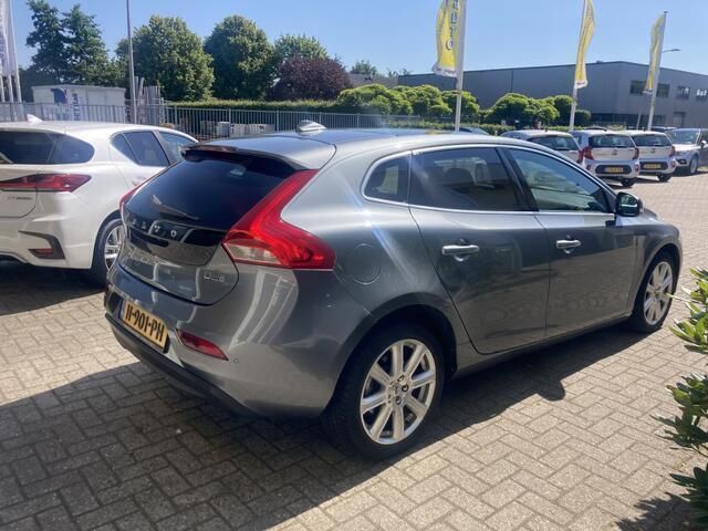 Occasion Volvo V40 Inscription 120 PK (88 kW) 2018 Grijs Stationwagen