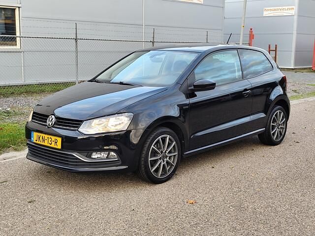 Occasion VW Polo Highline 90 PK (66 kW) 2015 Zwart Hatchback