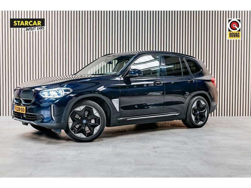 Zwart, metallic lak Gebruikt 2022 BMW iX3 Executive SUV | € 43.395 (Goede deal) - Afbeelding 1/4