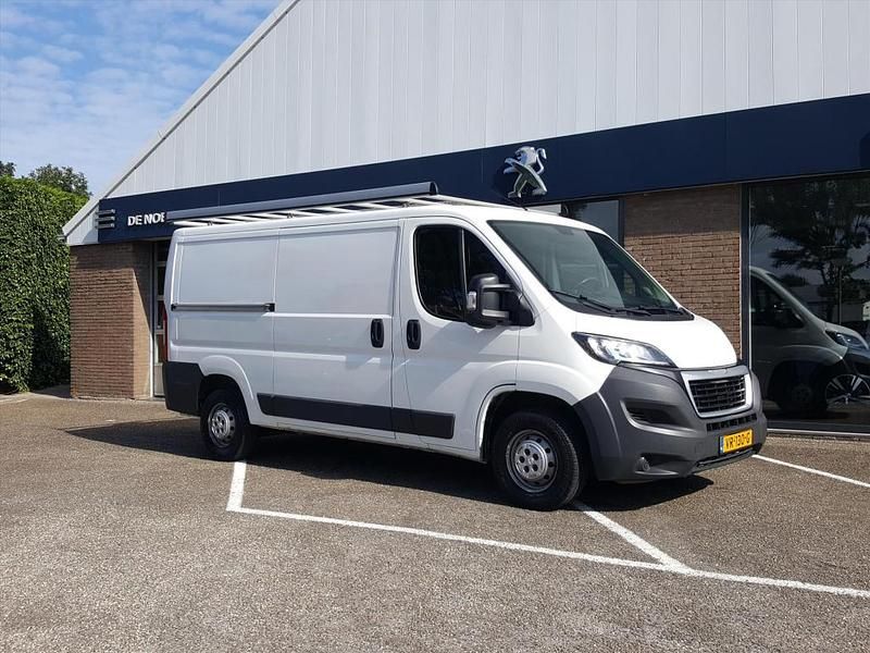 Bestelbus Gebruikt 2015 Peugeot Boxer Van | € 7.500 (Eerlijke prijs) - Afbeelding 1/4