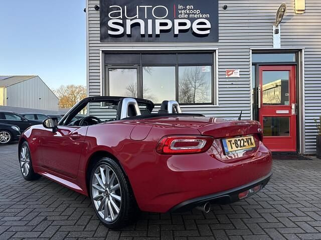 Occasion Fiat 124 Spider 140 PK (102 kW) 2018 Rood Cabriolet