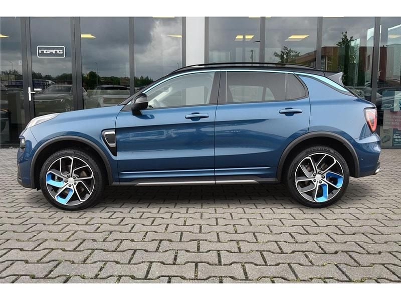 Blauw, metallic lak Gebruikt 2022 Lynk & Co 01 SUV | € 23.450 (Goede deal) - Afbeelding 1/2