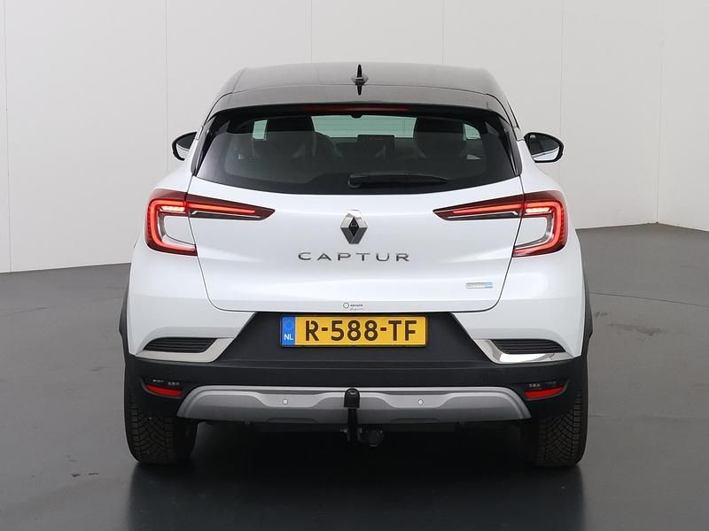 Occasion Renault Captur Intens 159 PK (116 kW) 2020 Wit SUV