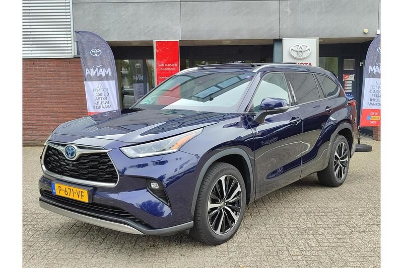 Blauw Gebruikt 2022 Toyota Highlander Business Edition SUV | € 53.499 - Afbeelding 1/1