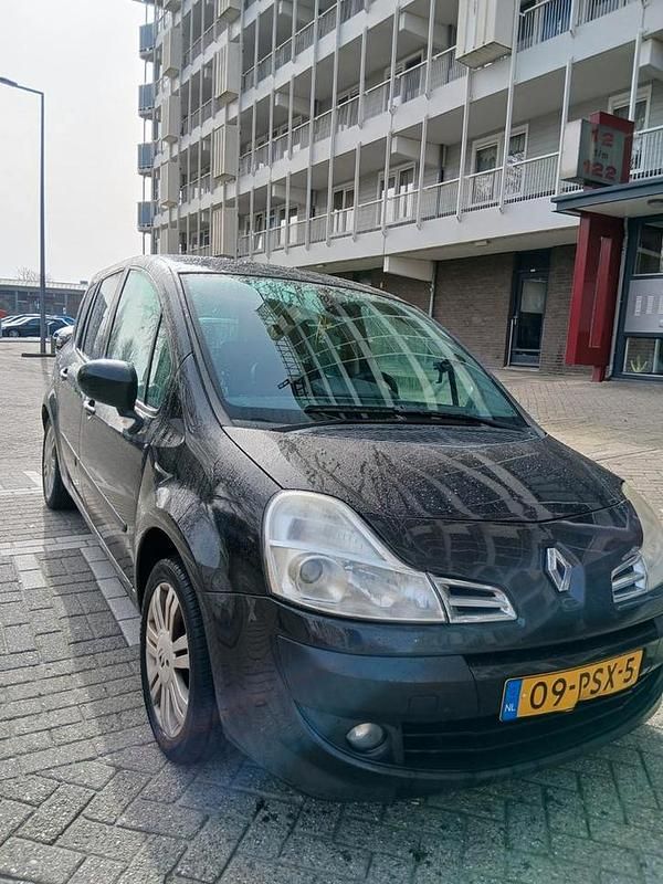 Occasion Renault Grand Modus 100 PK (73 kW) 2011 MPV