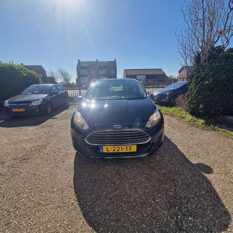 Zwart Gebruikt 2013 Ford Fiesta Ghia Hatchback | € 4.350 (Goede deal) - Afbeelding 1/4