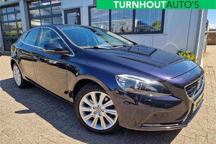 Occasion Volvo V40 Momentum 154 PK (113 kW) 2016 Blauw Stationwagen