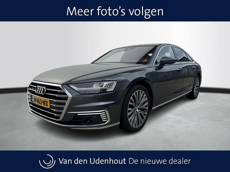 Grijs Gebruikt 2020 Audi A8 Proline Sedan | € 52.950 (Eerlijke prijs) - Afbeelding 1/3