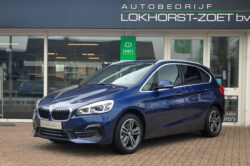 Blauw Gebruikt 2020 BMW 225 Active Tourer Executive MPV | € 23.450 (Iets duurder) - Afbeelding 1/4