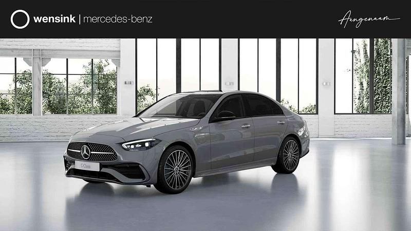 Grijs Nieuw 2025 Mercedes C300e Business Sedan | € 69.372 (Iets duurder) - Afbeelding 1/4