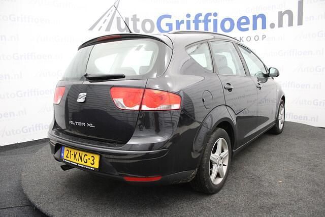 Occasion Seat Altea XL 102 PK (75 kW) 2010 Zwart MPV