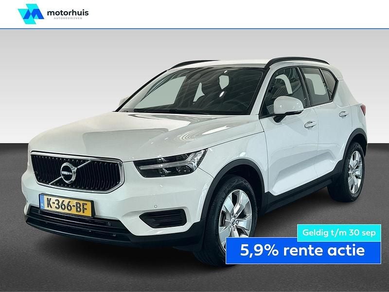 Wit Gebruikt 2020 Volvo XC40 Momentum SUV | € 27.740 (Super prijs) - Afbeelding 1/4