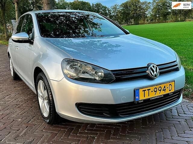 Grijs Gebruikt 2010 VW Golf VI Edition Hatchback | € 5.649 (Eerlijke prijs) - Afbeelding 1/4