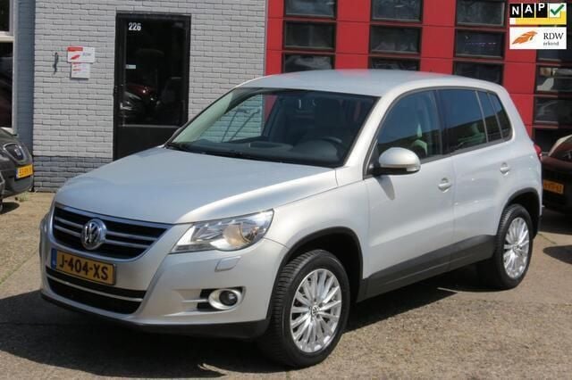 Grijs Gebruikt 2010 VW Tiguan Sport SUV | € 6.999 (Super prijs) - Afbeelding 1/4
