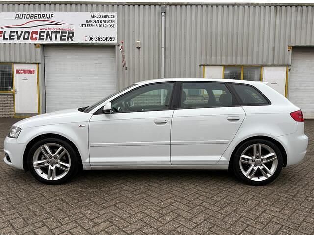 Occasion Audi A3 Sportback S-Line 105 PK (77 kW) 2013 Wit Hatchback