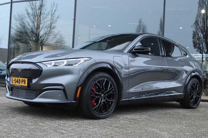 Occasion Ford Mustang Mach-E 275 kW (375 PK) 2021 Grijs SUV