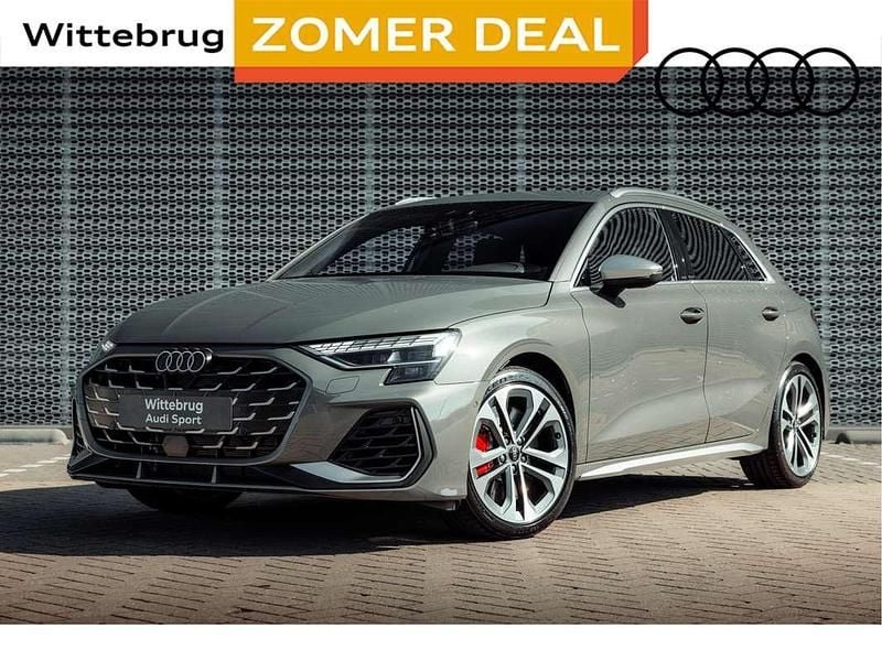 Grijs Nieuw 2025 Audi S3 Exclusive Hatchback | € 99.950 - Afbeelding 1/4