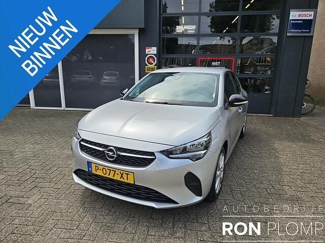 Grijs Gebruikt 2022 Opel Corsa Edition Hatchback | € 14.950 (Eerlijke prijs) - Afbeelding 1/4