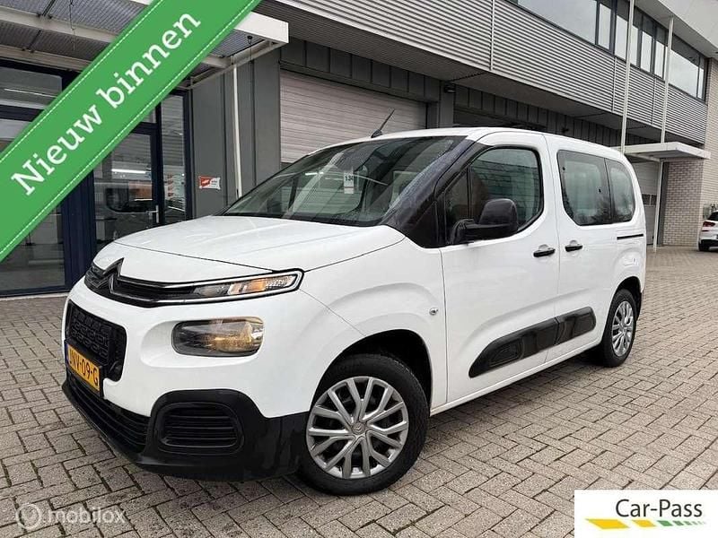 Gebruikt 2019 Citroën Berlingo Feel MPV | € 13.950 (Goede deal) - Afbeelding 1/4