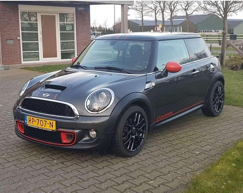 Gebruikt 2013 Mini Cooper SD Hatchback | € 7.250 - Afbeelding 1/4