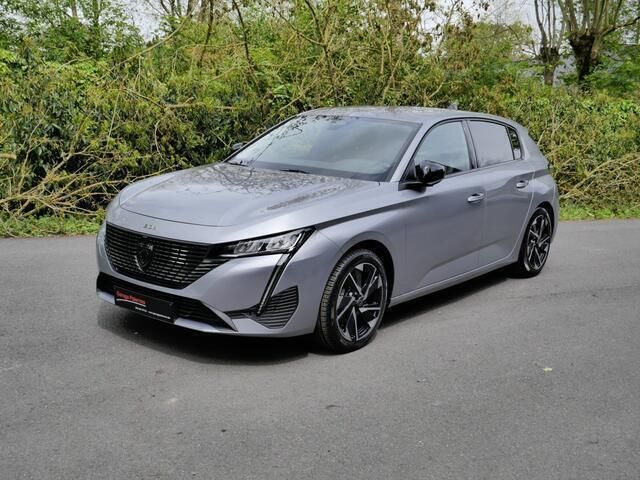 Grijs Gebruikt 2023 Peugeot 308 Allure Sedan | € 22.950 (Eerlijke prijs) - Afbeelding 1/4