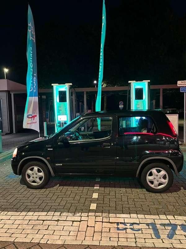 Occasion Suzuki Ignis 83 PK (61 kW) 2003 Zwart Hatchback