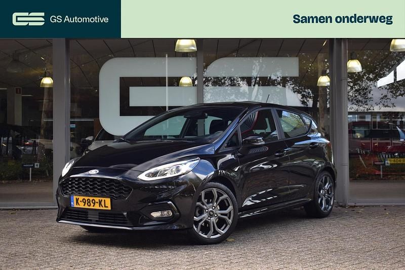 Zwart Occasion 2021 Ford Fiesta ST-Line Hatchback | € 16.398 (Eerlijke prijs) - Afbeelding 1/4