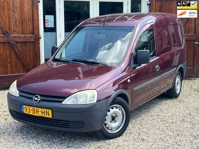 Rood Gebruikt 2004 Opel Combo MPV | € 1.950 (Eerlijke prijs) - Afbeelding 1/4
