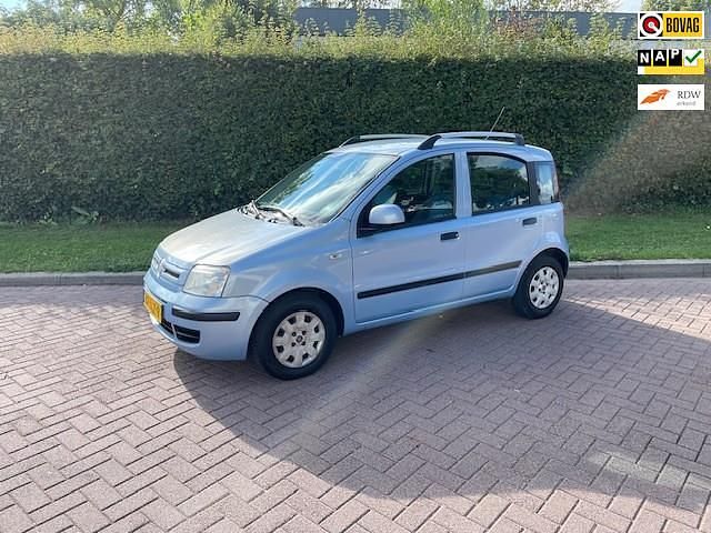 Blauw Gebruikt 2010 Fiat Panda Hatchback | € 2.950 (Iets duurder) - Afbeelding 1/4