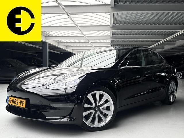 Zwart Gebruikt 2019 Tesla Model 3 Long Range Sedan | € 21.950 (Eerlijke prijs) - Afbeelding 1/4