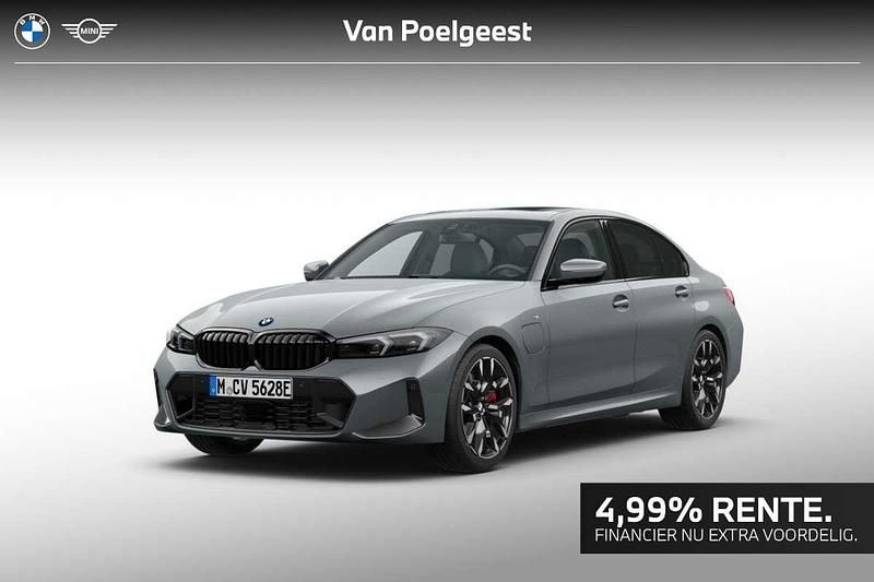 Nieuw BMW 330e Comfort Edition 292 PK (214 kW) 2025 Zwart, metallic lak Sedan