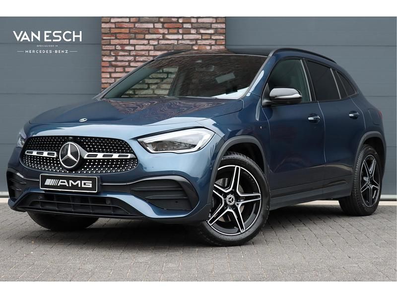 Blauw Gebruikt 2021 Mercedes GLA250 Advanced SUV | € 37.500 (Iets duurder) - Afbeelding 1/4