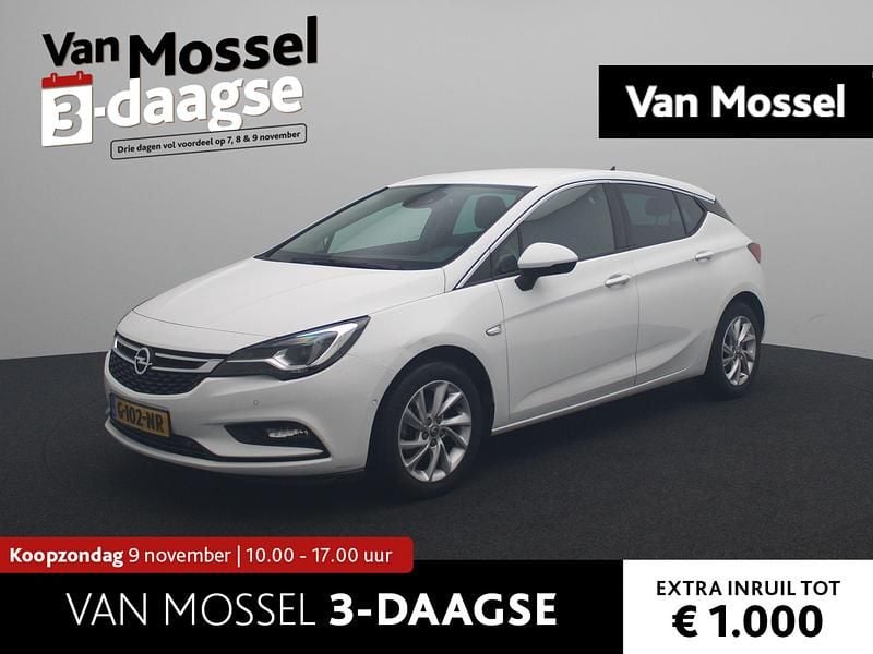 Wit Gebruikt 2019 Opel Astra Innovation Hatchback | € 13.940 (Eerlijke prijs) - Afbeelding 1/4