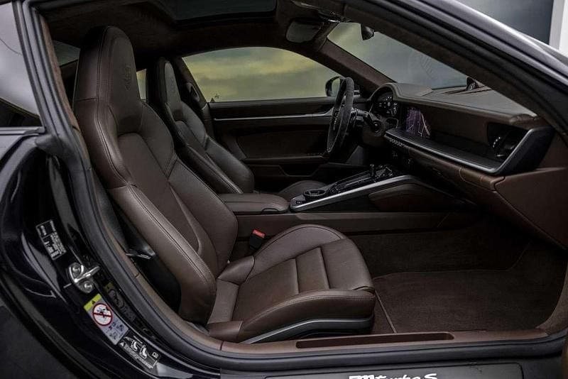 Occasion Porsche 992 650 PK (478 kW) 2020 Zwart Coupé