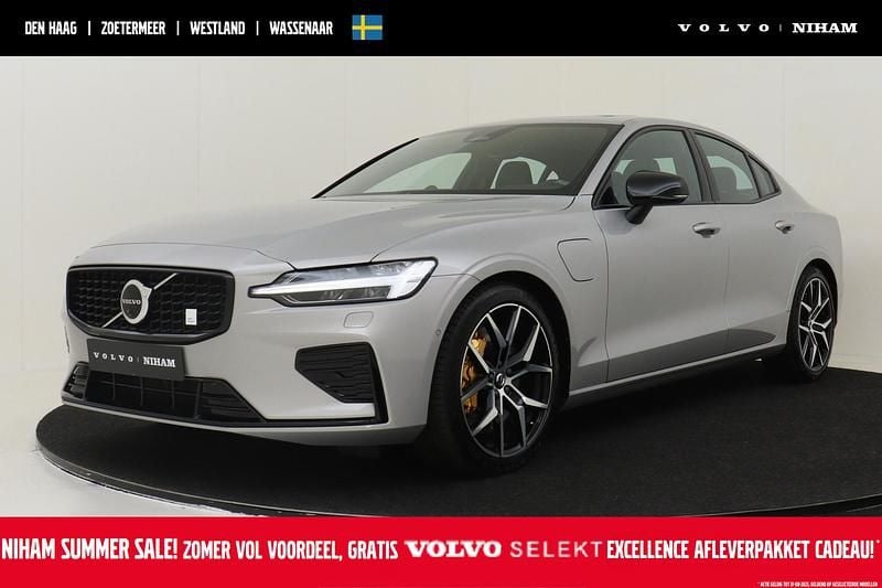 Zilver Gebruikt 2024 Volvo S60 Sedan | € 52.690 (Eerlijke prijs) - Afbeelding 1/4