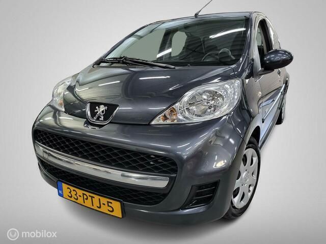 Grijs Gebruikt 2011 Peugeot 107 Hatchback | € 3.450 (Eerlijke prijs) - Afbeelding 1/4