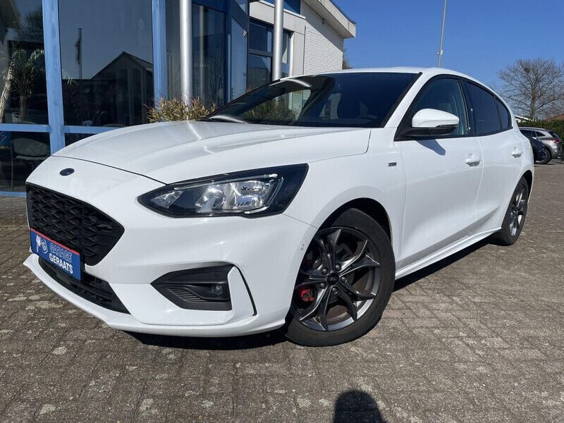 Wit Gebruikt 2019 Ford Focus Business Edition Hatchback | € 18.500 (Eerlijke prijs) - Afbeelding 1/4