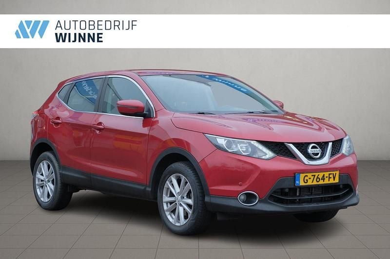 Rood Gebruikt 2017 Nissan Qashqai Acenta SUV | € 14.950 (Goede deal) - Afbeelding 1/4