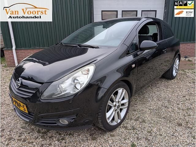 Zwart Gebruikt 2011 Opel Corsa Color Edition Hatchback | € 2.750 (Goede deal) - Afbeelding 1/4