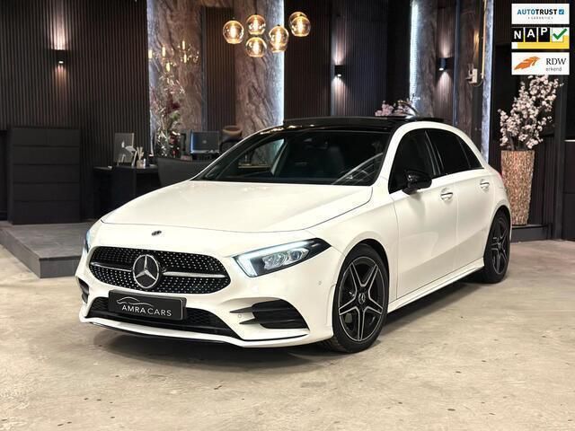 Wit Gebruikt 2019 Mercedes A200 AMG Hatchback | € 27.999 (Iets duurder) - Afbeelding 1/4