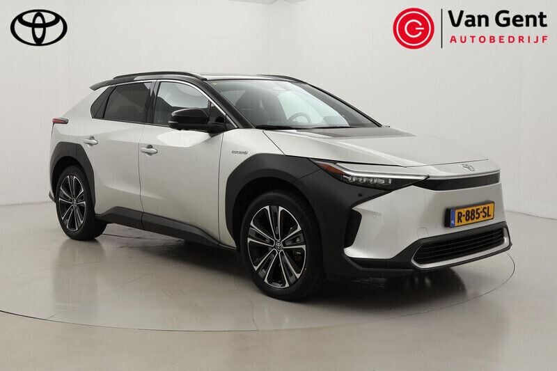 Grijs Gebruikt 2022 Toyota bZ4X Premium SUV | € 29.999 (Super prijs) - Afbeelding 1/4