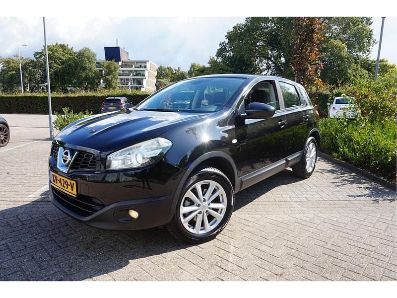 Zwart Gebruikt 2010 Nissan Qashqai Acenta SUV | € 6.945 (Eerlijke prijs) - Afbeelding 1/4